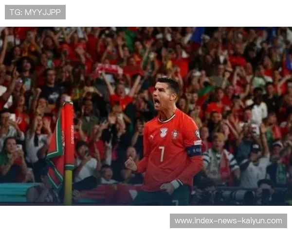 葡萄牙国家队C罗双响再封王：传奇永不言败
