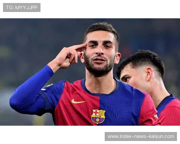 费兰托雷斯禁区外抽射形成绝佳记忆，巴萨攻势持续