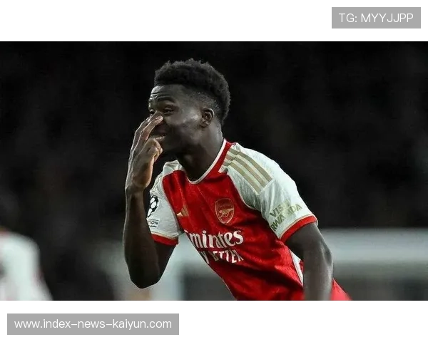 萨卡弧线传中助攻队友点射成功 萨卡弧线传中助攻队友点射成功